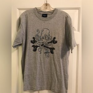 Billabong Y2K  2000s Octopus New Boys XL grey shirt